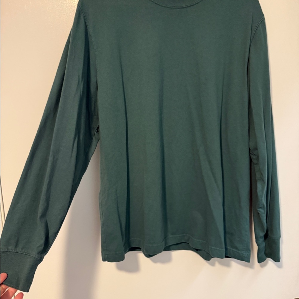Green Long Sleeve Tee Classic Fit Crew Neck